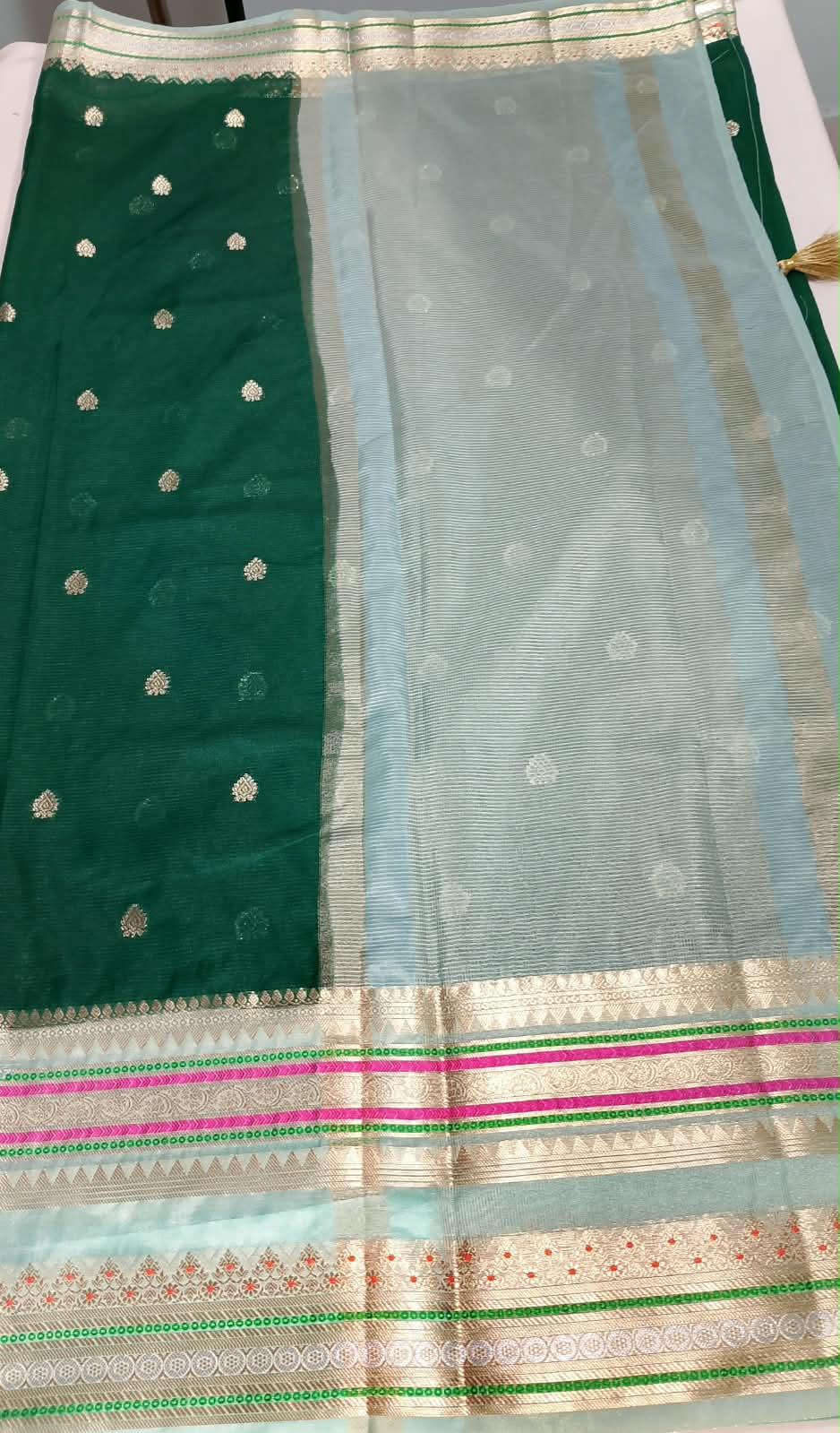 N1386 : Ready To Ship Beautiful Saree With Stitched Blouse N1386 : Ready To Ship Beautiful Saree With Stitched Blouse