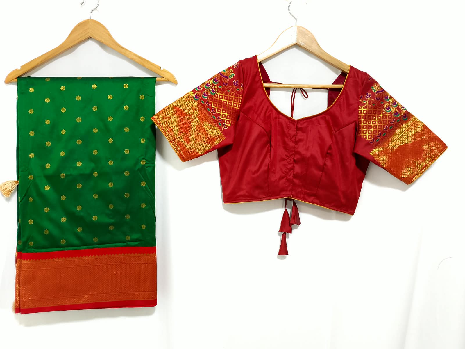 N1391: Ready To Ship Beautiful Paithani Saree With Stitched Blouse N1391: Ready To Ship Beautiful Paithani Saree With Stitched Blouse