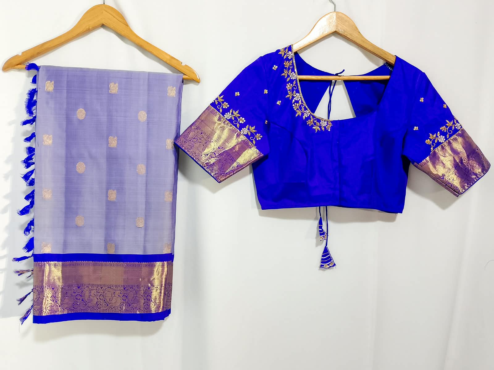 N1375 : Ready To Ship Beautiful Pure Kanchipattu Saree With Stitched Maggam Work Blouse N1375 : Ready To Ship Beautiful Pure Kanchipattu Saree With Stitched Maggam Work Blouse