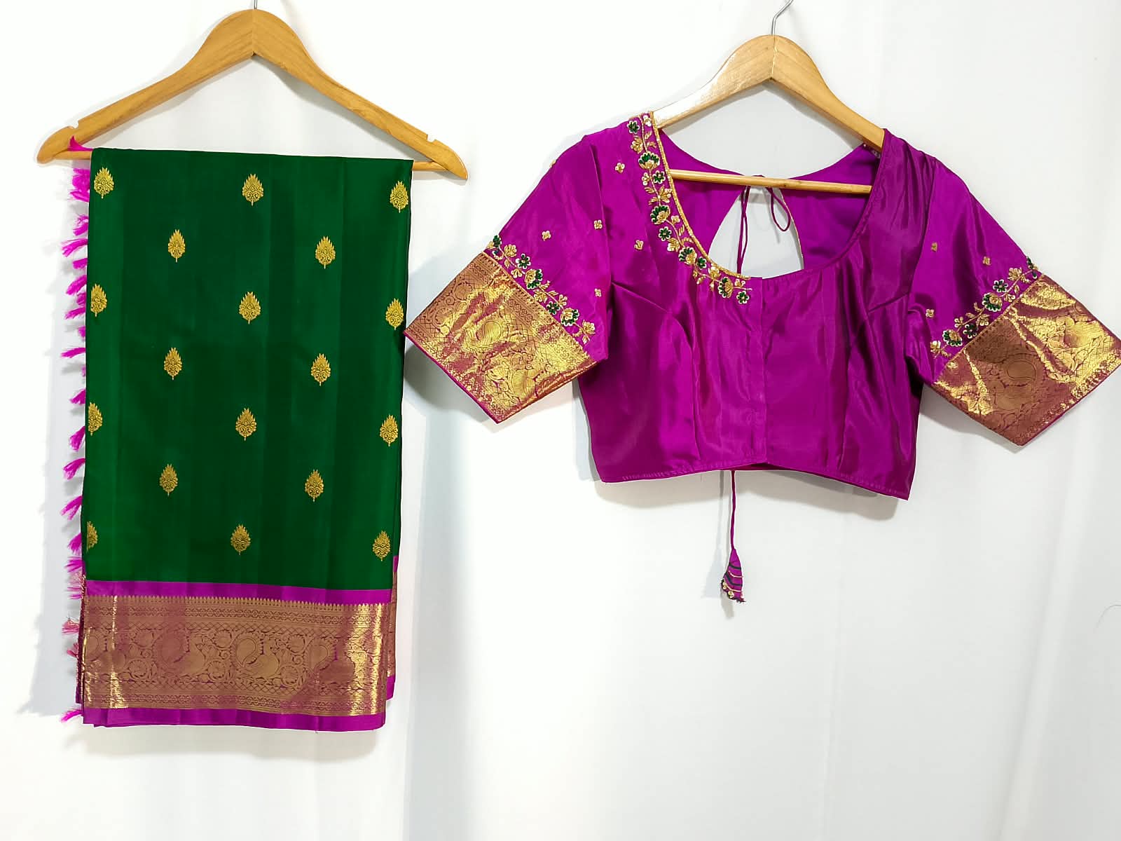 N1376 : Ready To Ship Beautiful Pure Kanchipattu Saree With Stitched Maggam Work Blouse