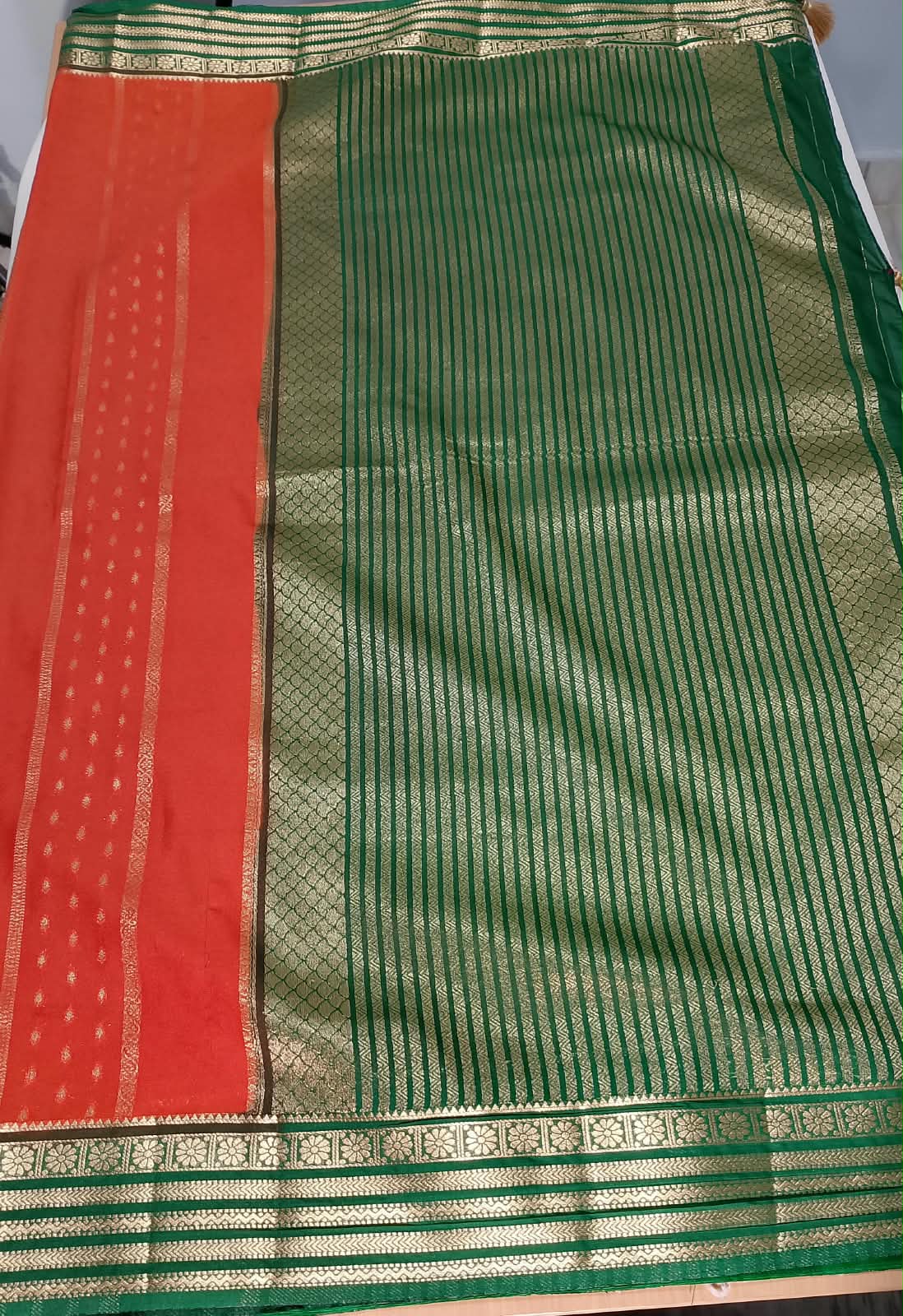 N1405 : Ready To Ship Beautiful Saree With Stitched Blouse N1405 : Ready To Ship Beautiful Saree With Stitched Blouse