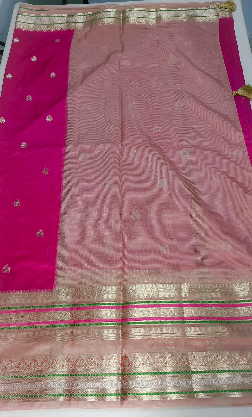 N1387 : Ready To Ship Beautiful Banarasi Saree With Stitched Blouse