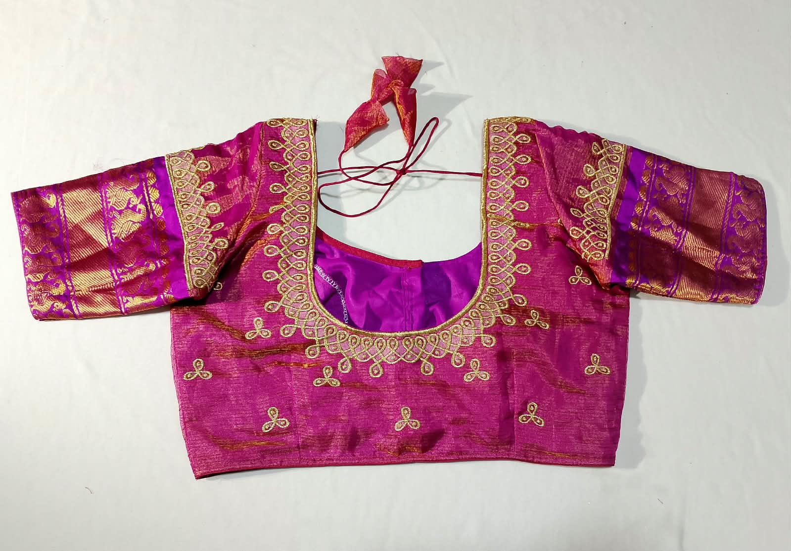 N1424 : Ready To Ship Beautiful Uppada Tissue Silk Saree With Stitched Embroidery Work Blouse N1424 : Ready To Ship Beautiful Uppada Tissue Silk Saree With Stitched Embroidery Work Blouse