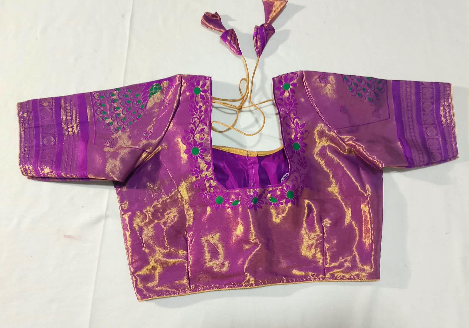 N1457 : Ready To Ship Beautiful Saree With Stitched Blouse N1457 : Ready To Ship Beautiful Saree With Stitched Blouse