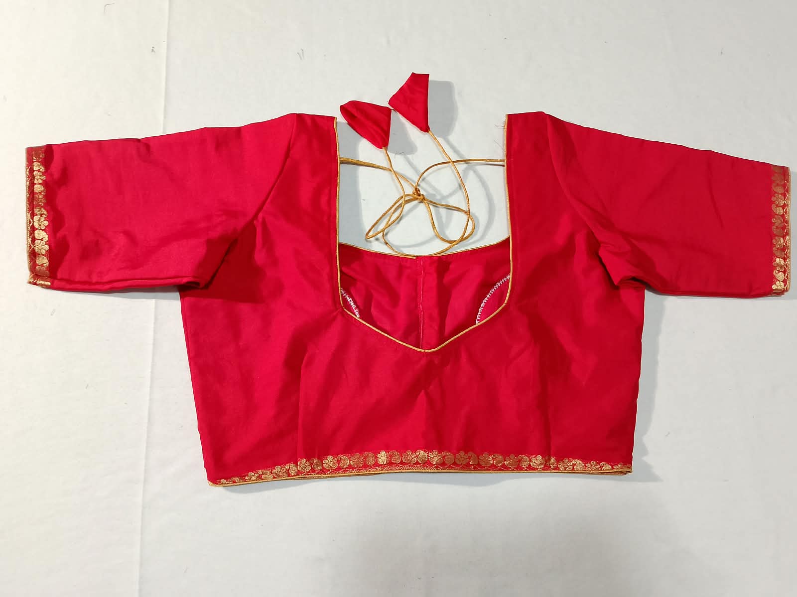 N1467 : Ready To Ship Beautiful Saree With Stitched Blouse