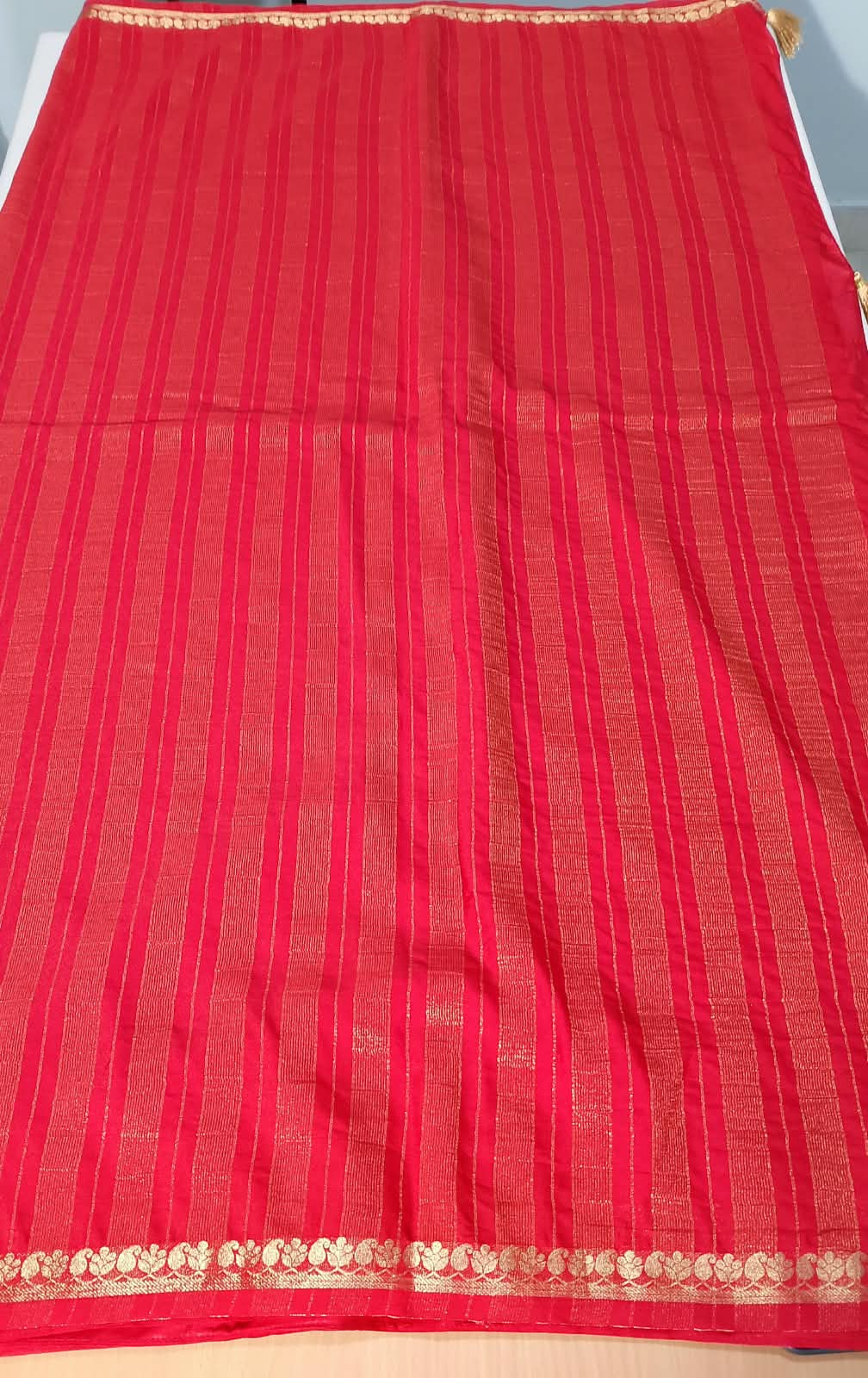 N1467 : Ready To Ship Beautiful Saree With Stitched Blouse