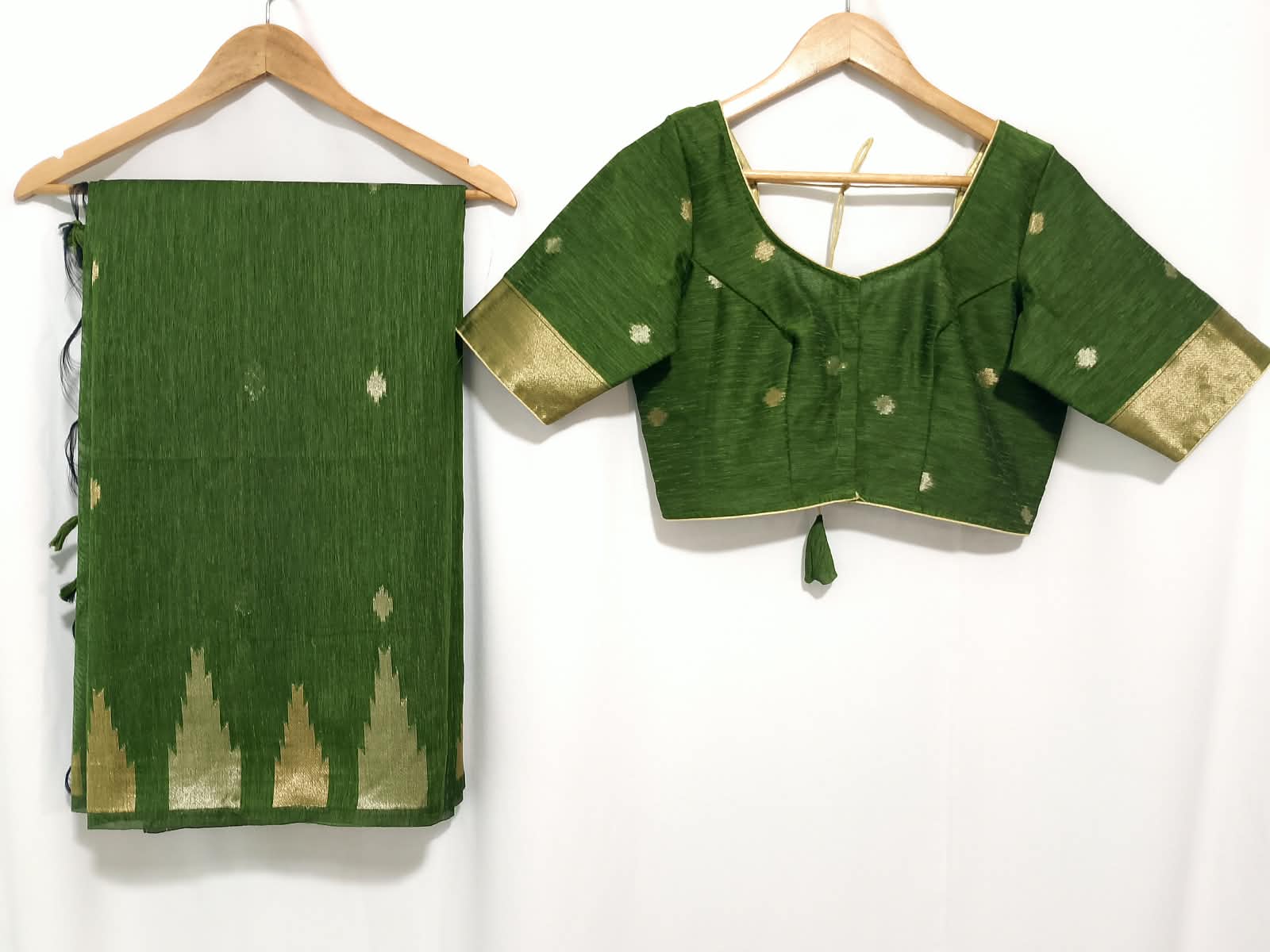 N1463 : Ready To Ship Beautiful Lenin Jamdhani Saree With Stitched Blouse N1463 : Ready To Ship Beautiful Lenin Jamdhani Saree With Stitched Blouse