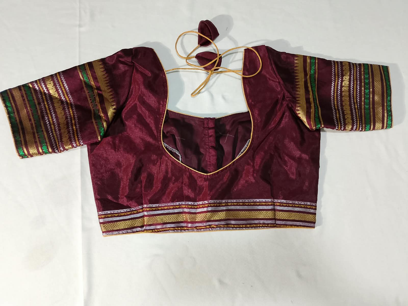 N1477 : Ready To Ship Beautiful Saree With Stitched Blouse N1477 : Ready To Ship Beautiful Saree With Stitched Blouse