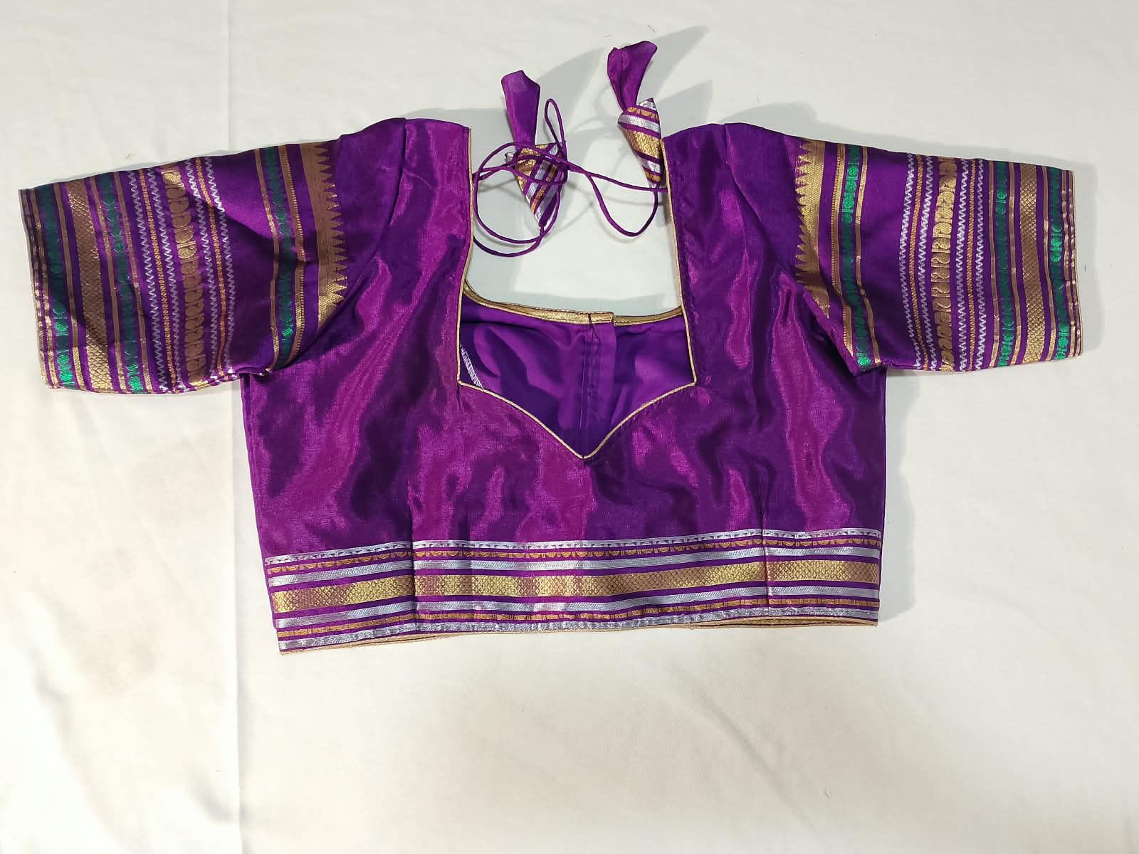 N1478  : Ready To Ship Beautiful Saree With Stitched Blouse