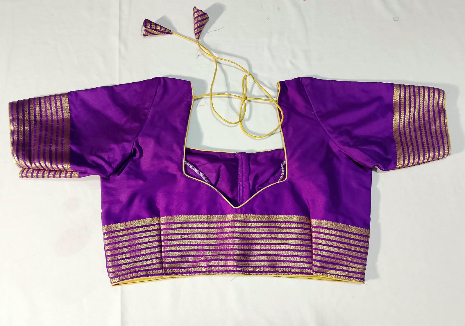 N1480 : Ready To Ship Beautiful Mysore Crepe Silk Saree With Stitched Blouse