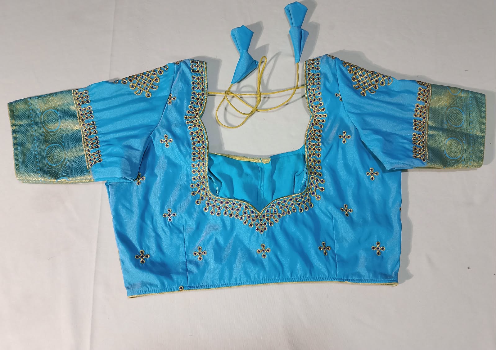 N1494 : Ready To Ship Beautiful Semi Kanchipattu Saree With Stitched Embroidery Work Blouse N1494 : Ready To Ship Beautiful Semi Kanchipattu Saree With Stitched Embroidery Work Blouse