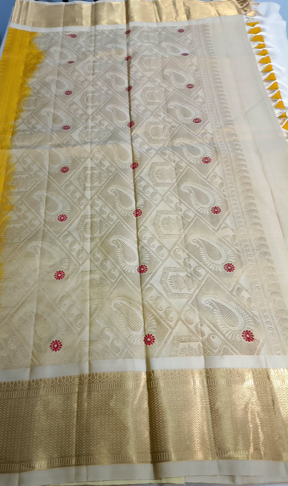 N1530  :  Ready To Ship Beautiful Pure Kanchipattu Saree With Stitched Maggam Work Blouse