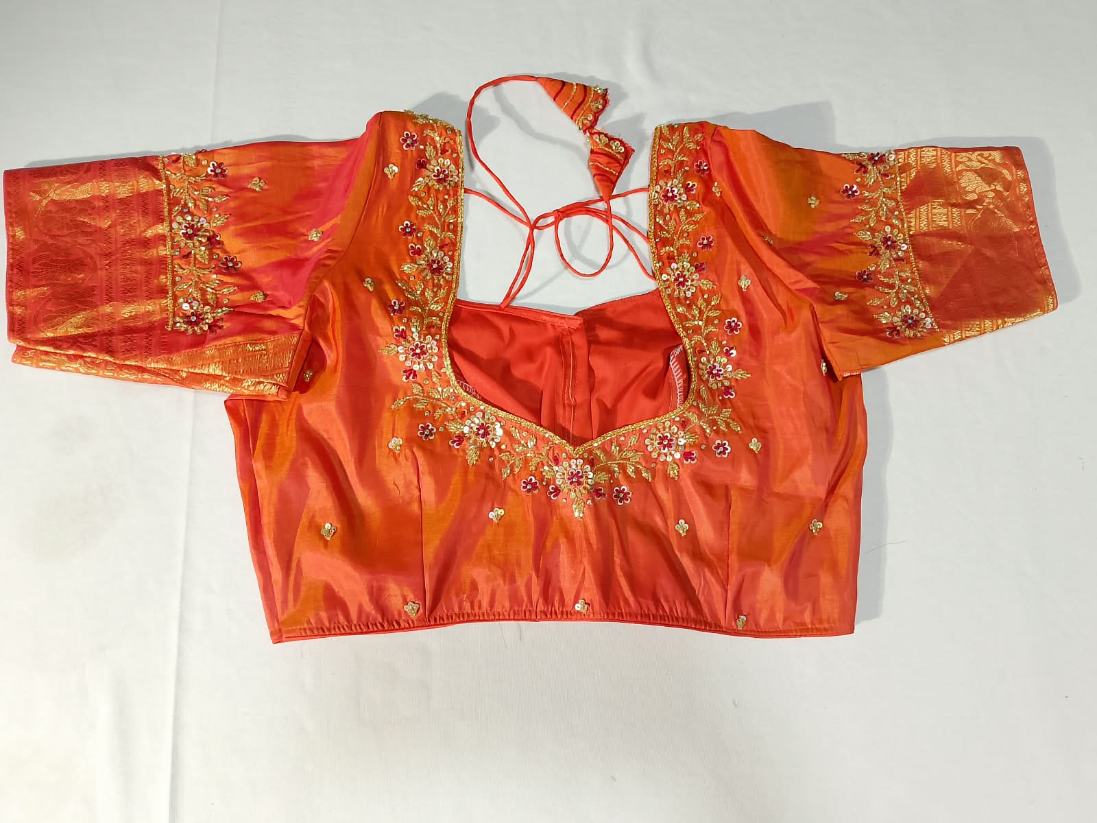 N1532 : Ready To Ship Beautiful Saree With Stitched Blouse