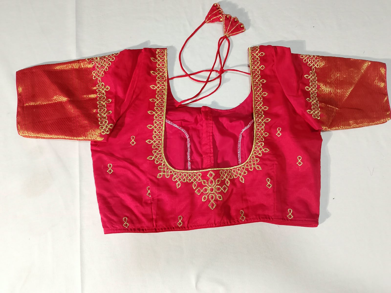 N1541 : Ready To Ship Beautiful Mangalagiri Saree With Stitched Embroidery Work Blouse