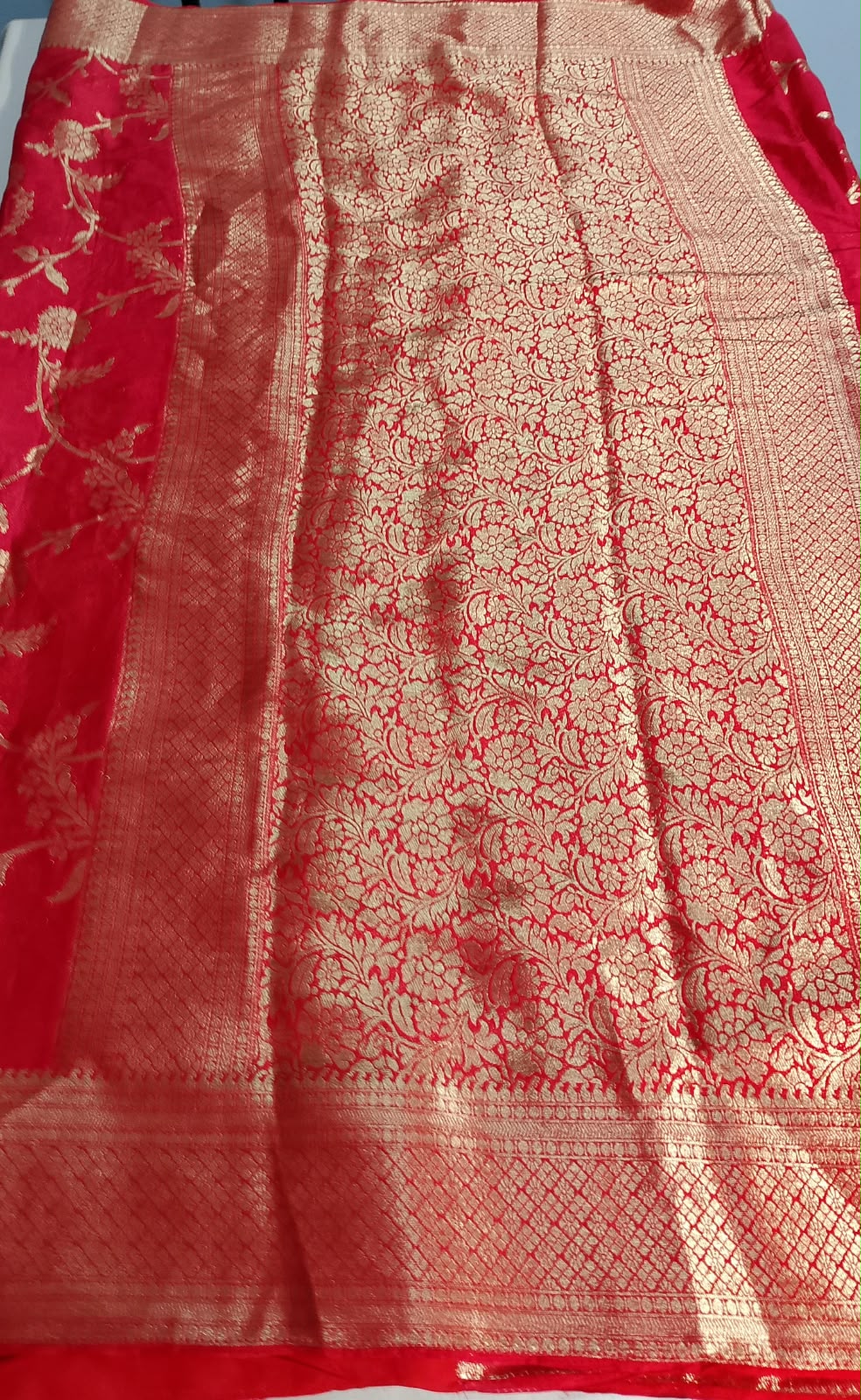 N1547 : Ready To Ship Beautiful Saree With Stitched Blouse N1547 : Ready To Ship Beautiful Saree With Stitched Blouse