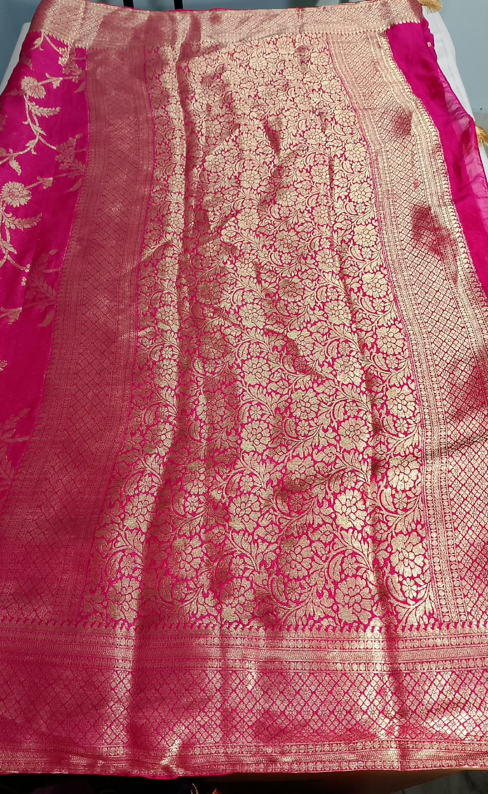 N1546 : Ready To Ship Beautiful Saree With Stitched Blouse N1546 : Ready To Ship Beautiful Saree With Stitched Blouse