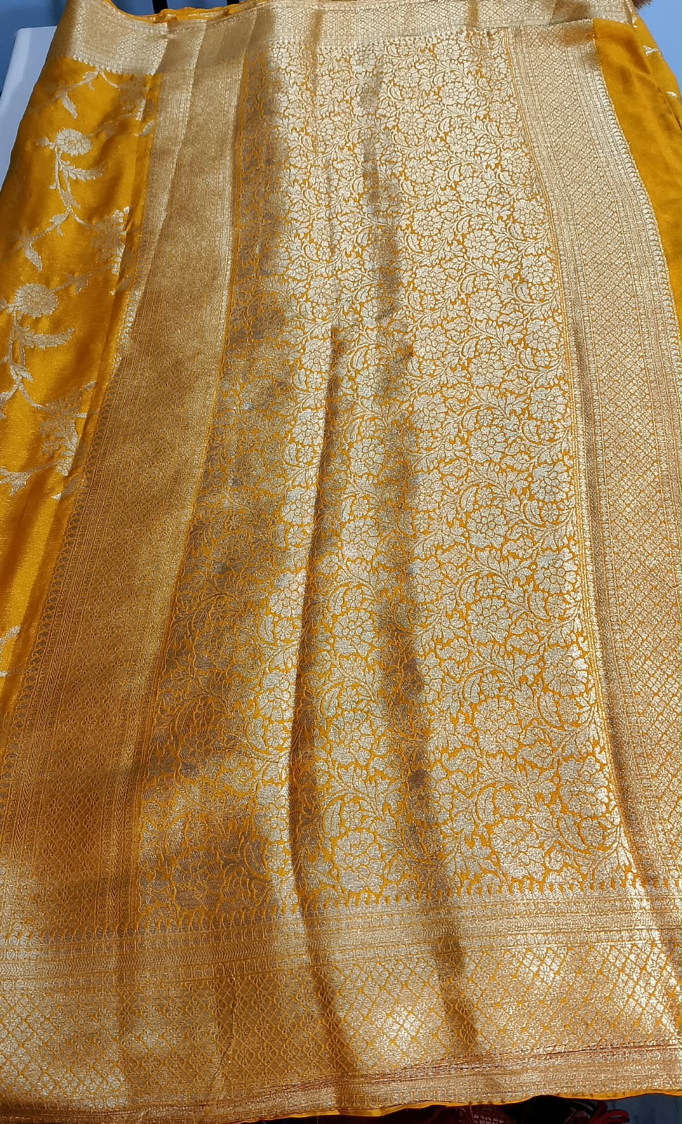 N1544 : Ready To Ship Beautiful Saree With Stitched Blouse N1544 : Ready To Ship Beautiful Saree With Stitched Blouse