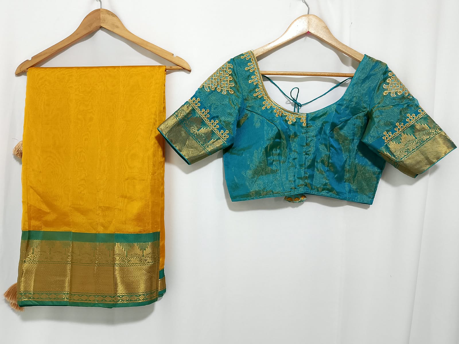 N1537 : Ready To Ship Beautiful Mangalagiri Tissue Silk Saree With Stitched Embroidery Work Blouse