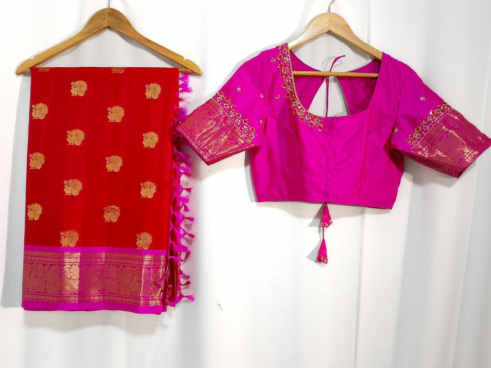 N1554: Ready To Ship Beautiful Saree With Stitched Blouse