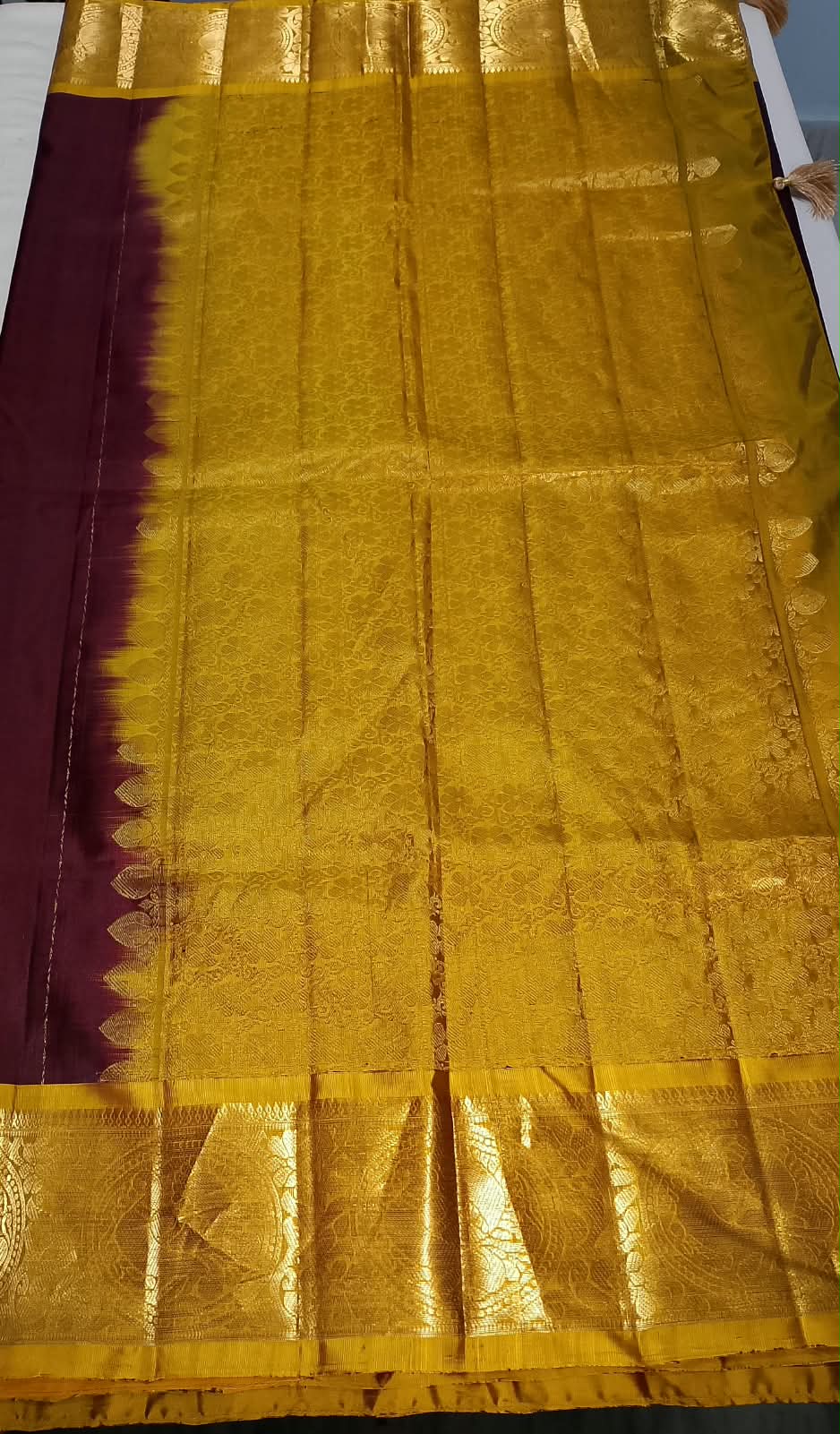 N1562 : Ready To Ship Beautiful Saree With Stitched Blouse N1562 : Ready To Ship Beautiful Saree With Stitched Blouse
