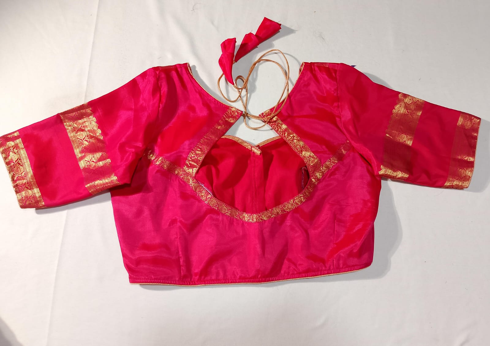 N1578 : Ready To Ship Beautiful Saree With Stitched Blouse N1578 : Ready To Ship Beautiful Saree With Stitched Blouse