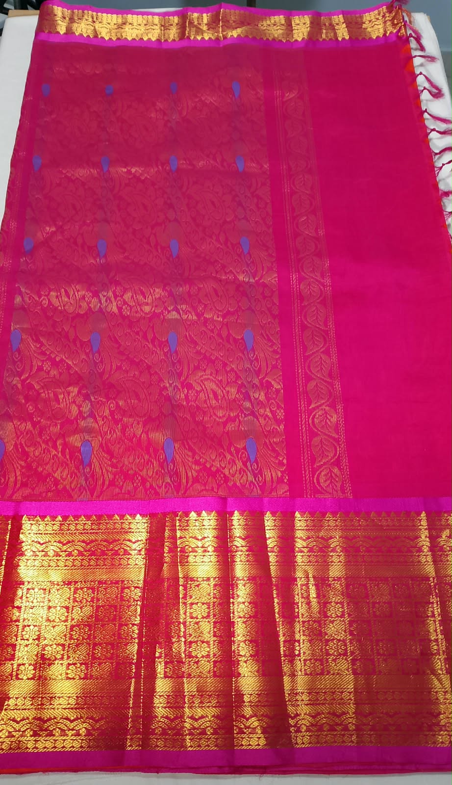 N1596 : Ready To Ship Beautiful Saree With Stitched Blouse N1596 : Ready To Ship Beautiful Saree With Stitched Blouse
