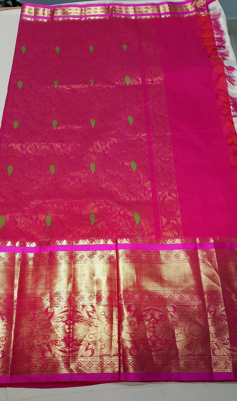 N1597  : Ready To Ship Beautiful Saree With Stitched Blouse