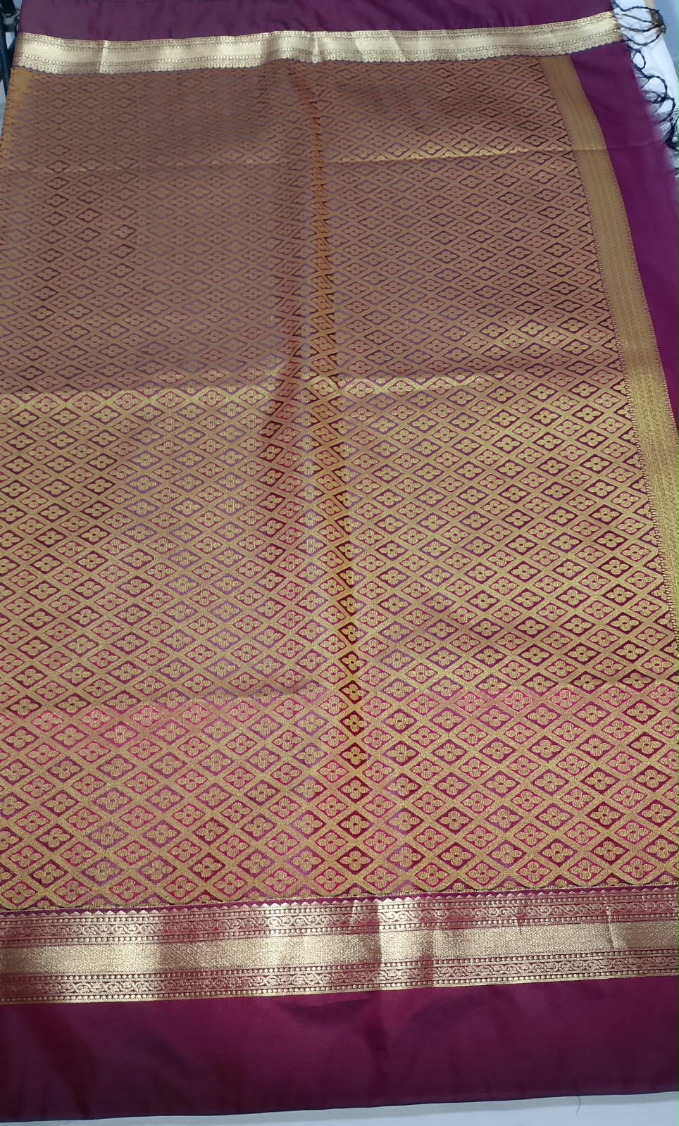N1612 : Ready To Ship Beautiful Saree With Stitched Blouse