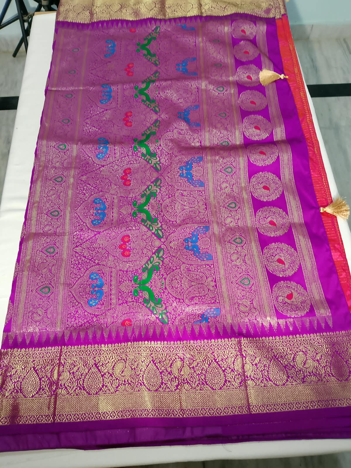 N1610  : Ready To Ship Beautiful Saree With Stitched Blouse