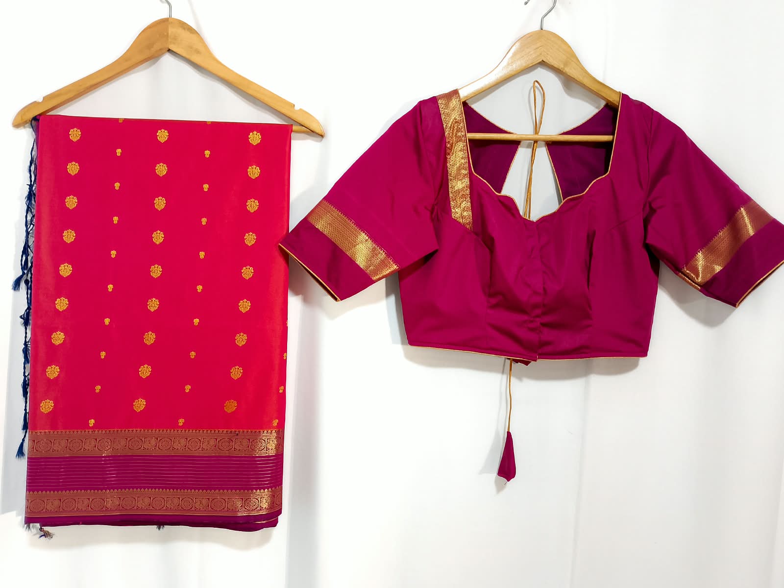N1615 :  Ready To Ship Beautiful Semi Kanchipattu Saree With Stitched Blouse