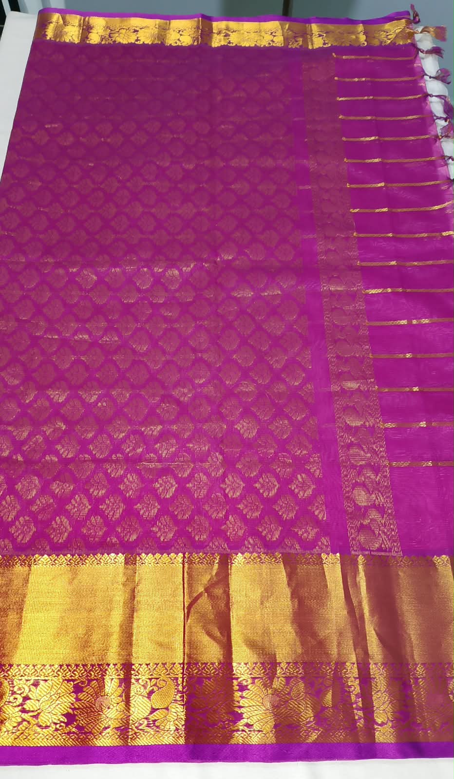 N1631  : Ready To Ship Beautiful Saree With Stitched Blouse