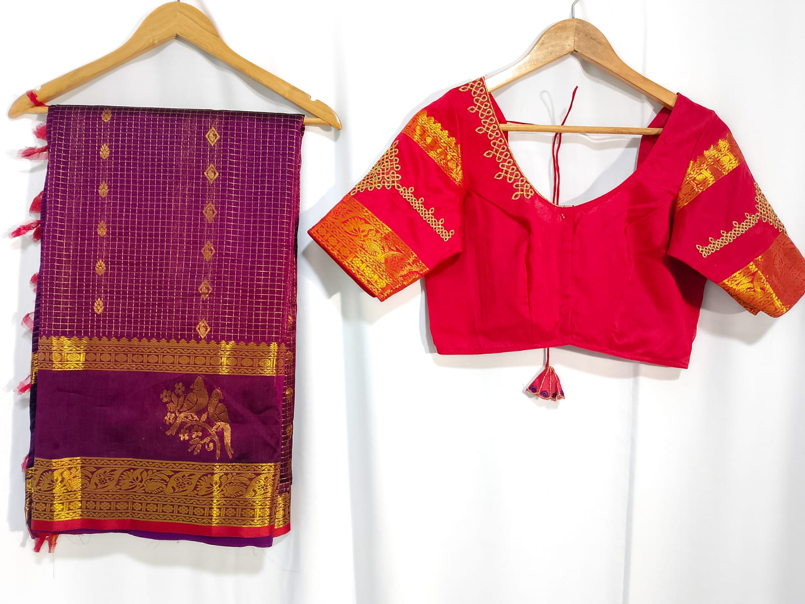 N1632  : Ready To Ship Beautiful Mangalagiri Saree With Stitched Embroidery Work Blouse