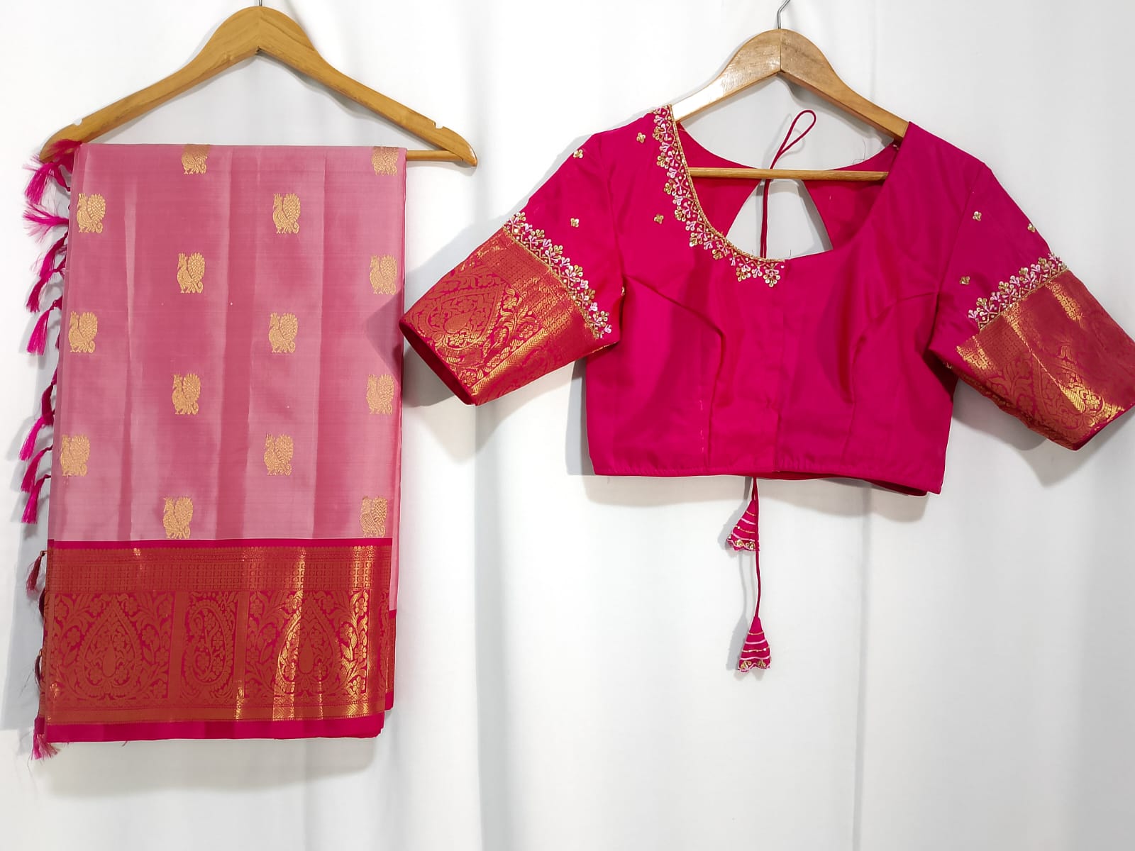 N1629 :Ready To Ship Beautiful Pure Kanchipattu Saree With Stitched Maggam Work Blouse N1629 :Ready To Ship Beautiful Pure Kanchipattu Saree With Stitched Maggam Work Blouse
