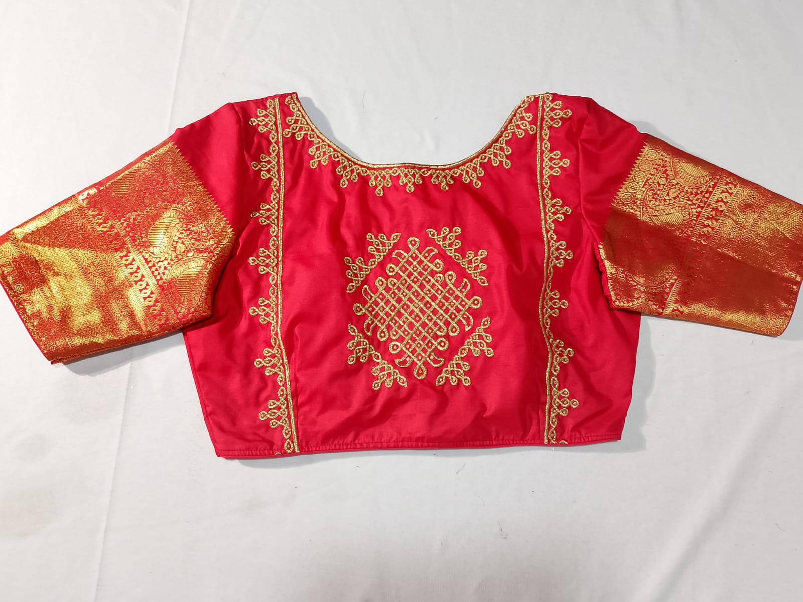 N1660 : Ready To Ship Beautiful Space Silk Saree With Stitched Blouse N1660 : Ready To Ship Beautiful Space Silk Saree With Stitched Blouse