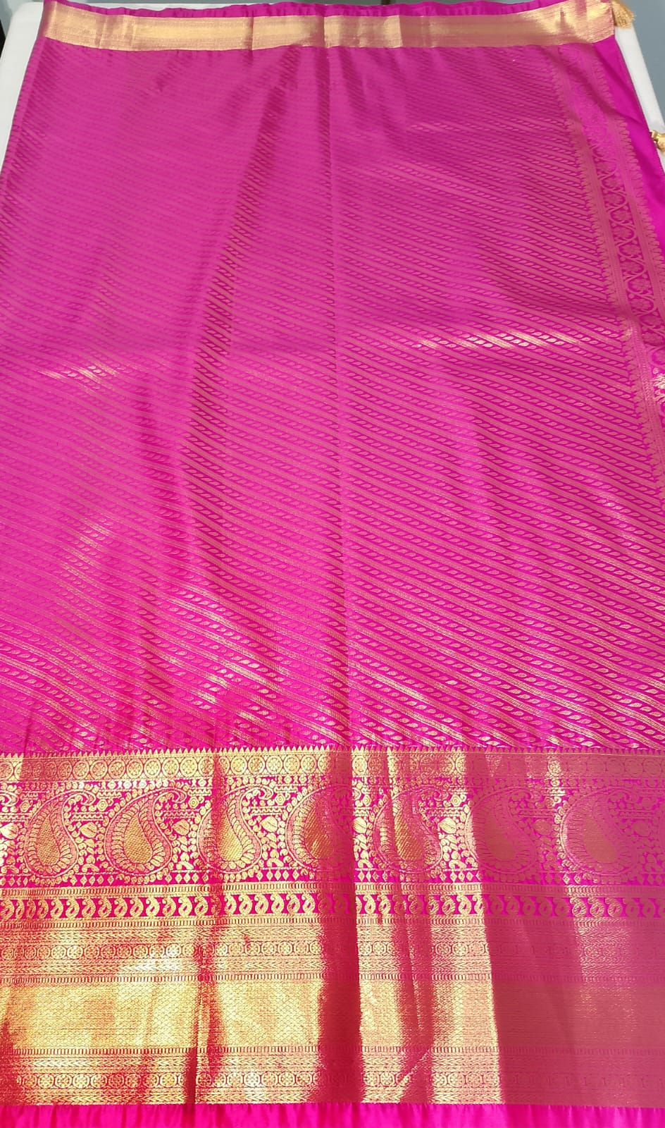 N1659 : Ready To Ship Beautiful Saree With Stitched Blouse N1659 : Ready To Ship Beautiful Saree With Stitched Blouse