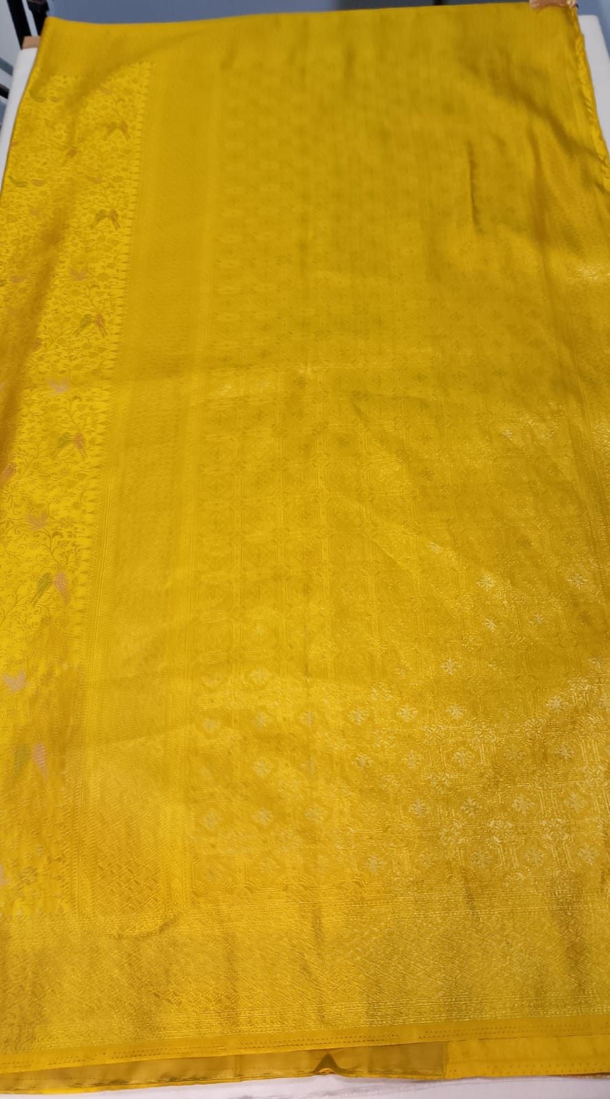 N1676 : Ready To Ship Beautiful Saree With Stitched Blouse N1676 : Ready To Ship Beautiful Saree With Stitched Blouse