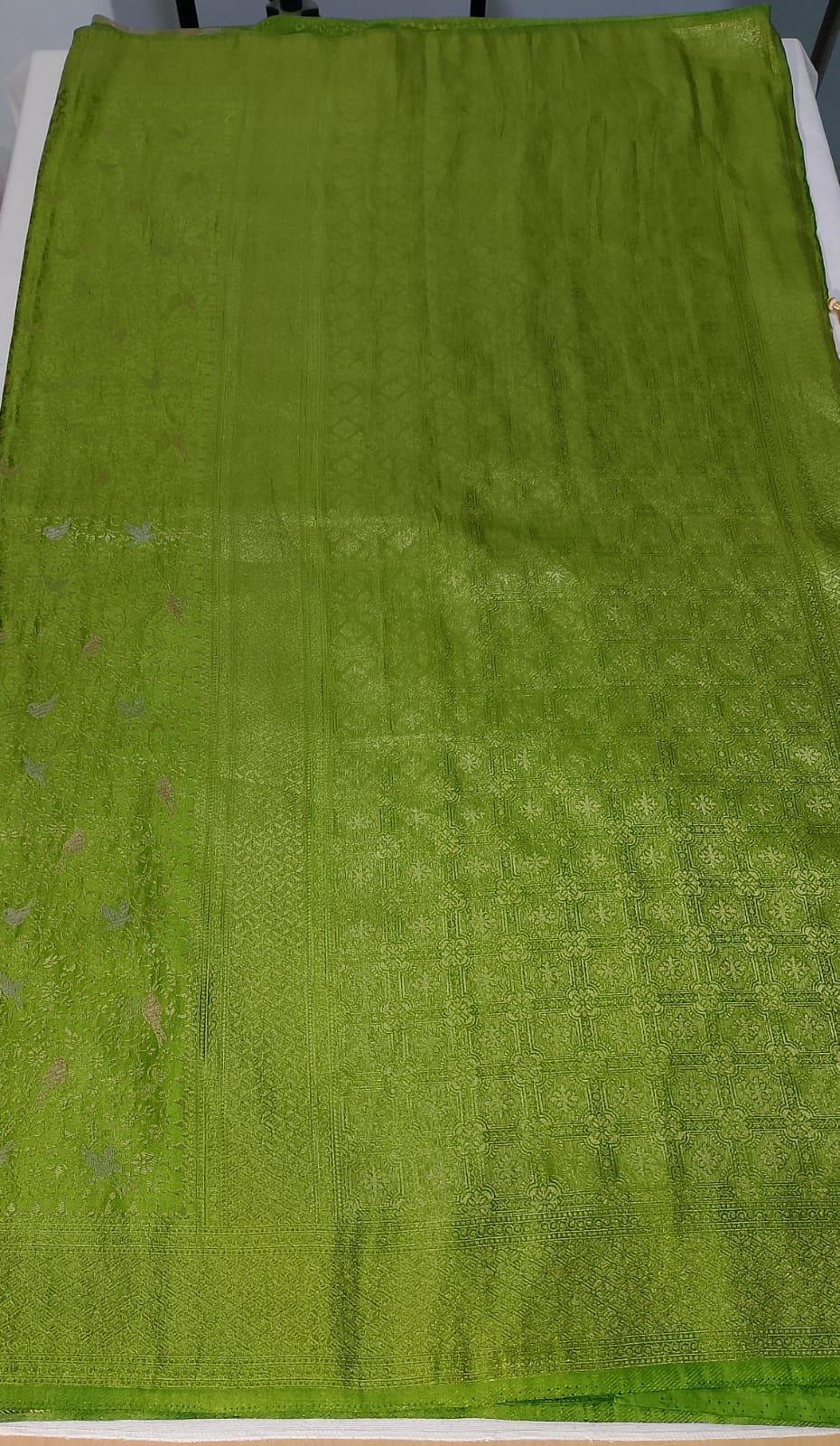 N1679  : Ready To Ship Beautiful Banarasi Saree With Stitched Blouse
