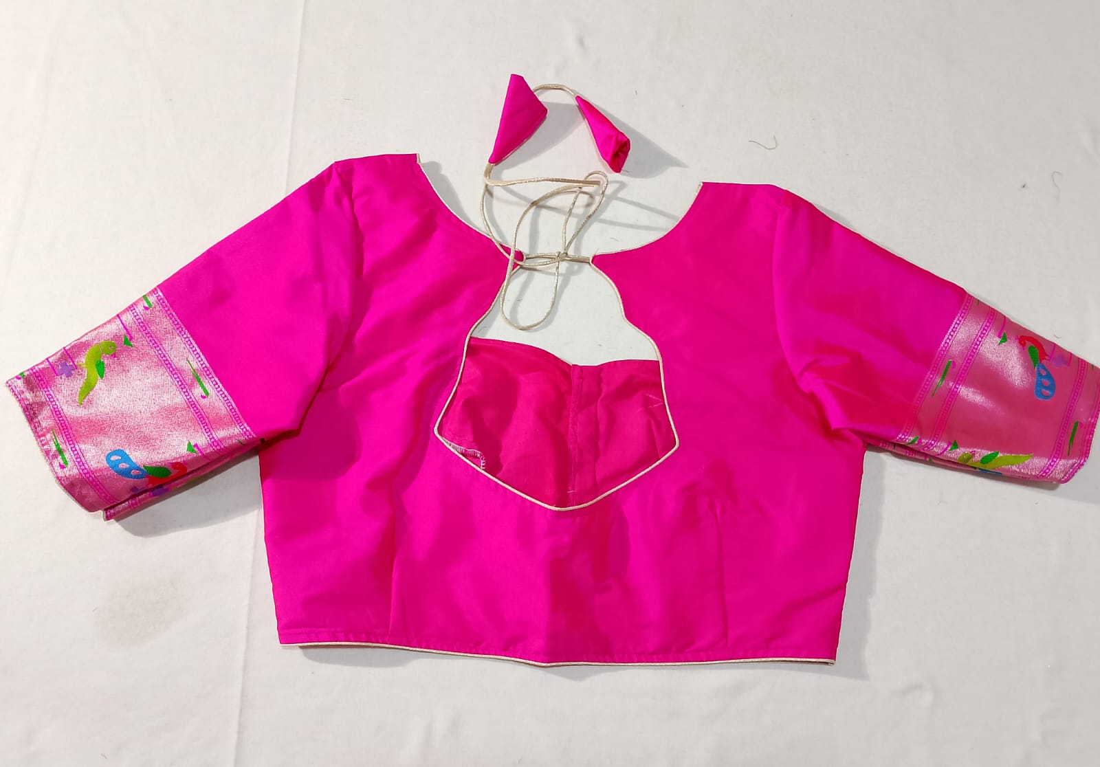 N1707 : Ready To Ship Beautiful Saree With Stitched Blouse N1707 : Ready To Ship Beautiful Saree With Stitched Blouse