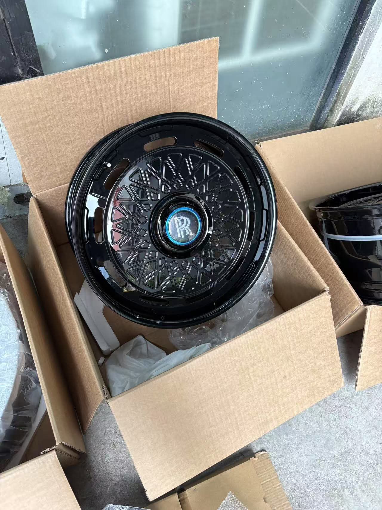 Rolls-Royce Cullinan 21" 22" 23" 24" Forged 6061-T6 Wheel