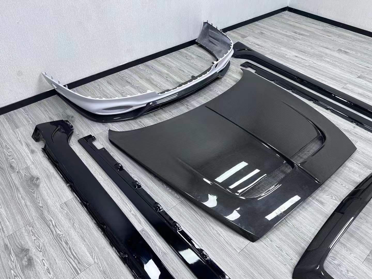 Bentley Flying Spur Upgraded with Mansory Style Exterior Kit  Carbon Fiber