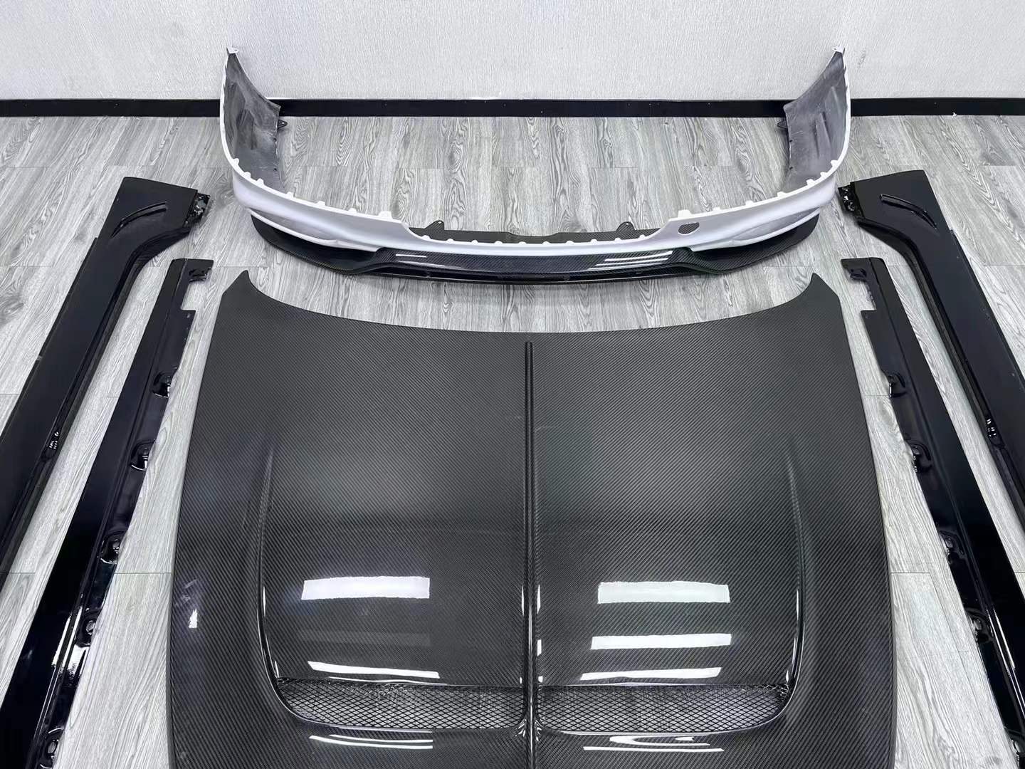 Bentley Flying Spur Upgraded with Mansory Style Exterior Kit  Carbon Fiber