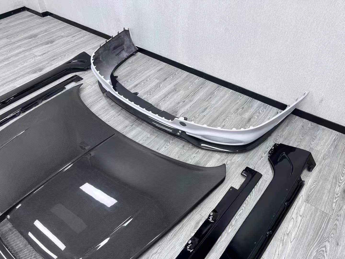 Bentley Flying Spur Upgraded with Mansory Style Exterior Kit  Carbon Fiber