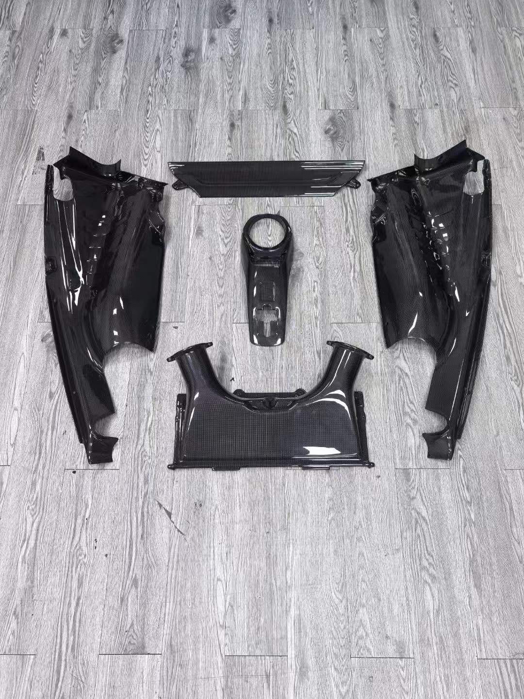 Ferrari F8 Convertible Hardtop Cockpit Dry Carbon + OEM Parts