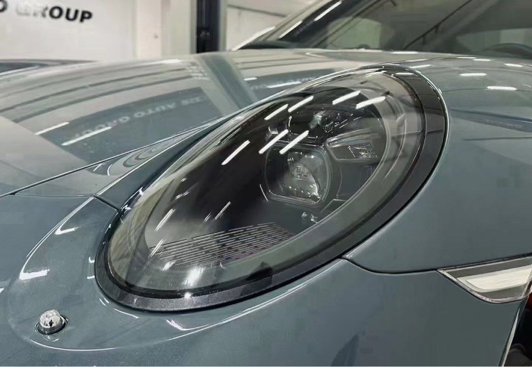 Porsche 991 Turbo S PDLS Plus LED headlights Pair in Black Housing