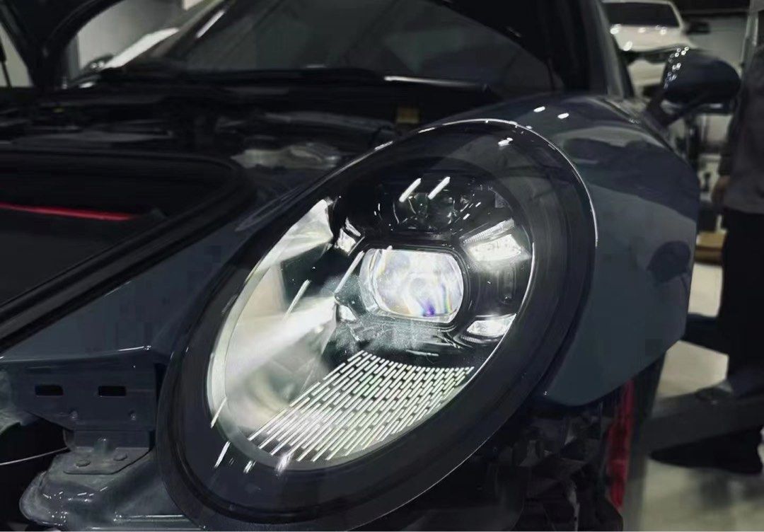 Porsche 991 Turbo S PDLS Plus LED headlights Pair in Black Housing