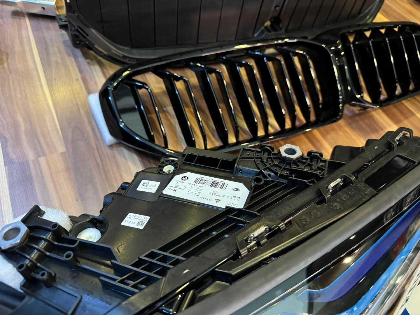 BMW F90 M5 Competition Laser Light Retrofit & LCI Wide Body Facelift Conversion Kit