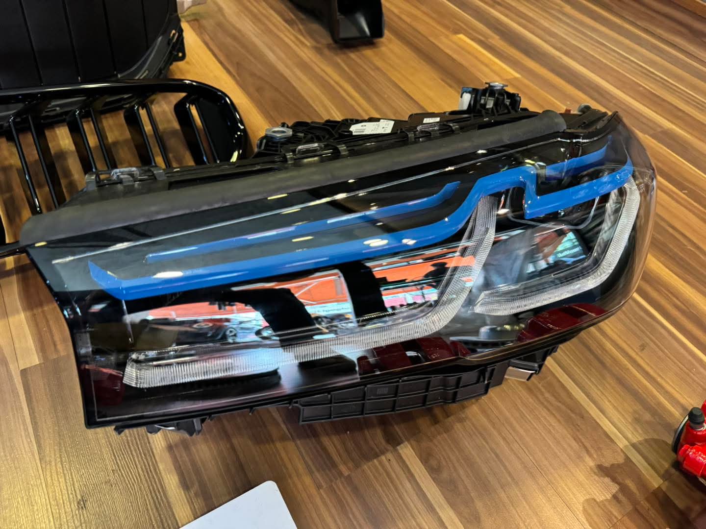 BMW F90 M5 Competition Laser Light Retrofit & LCI Wide Body Facelift Conversion Kit