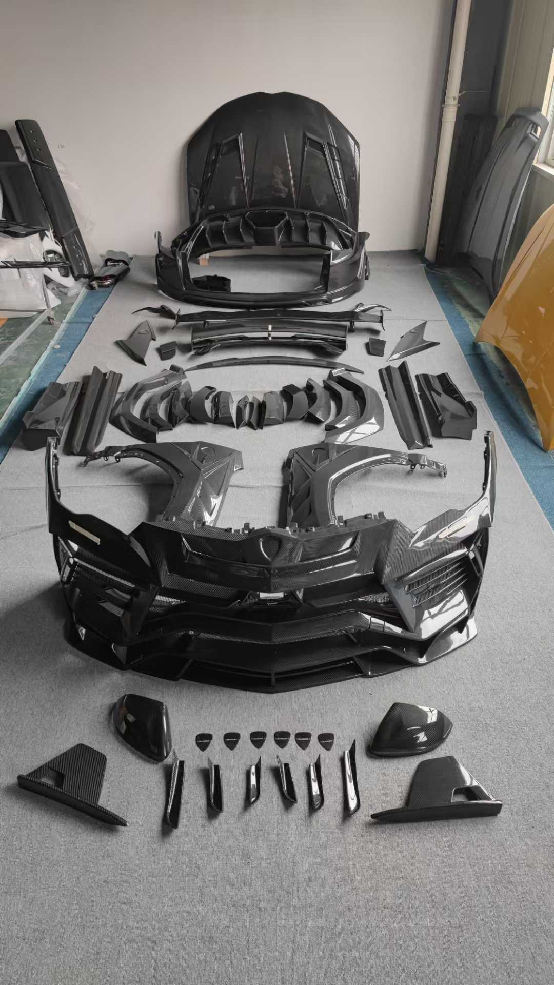 Forged Carbon Fiber Body Kit For Lamborghini Urus