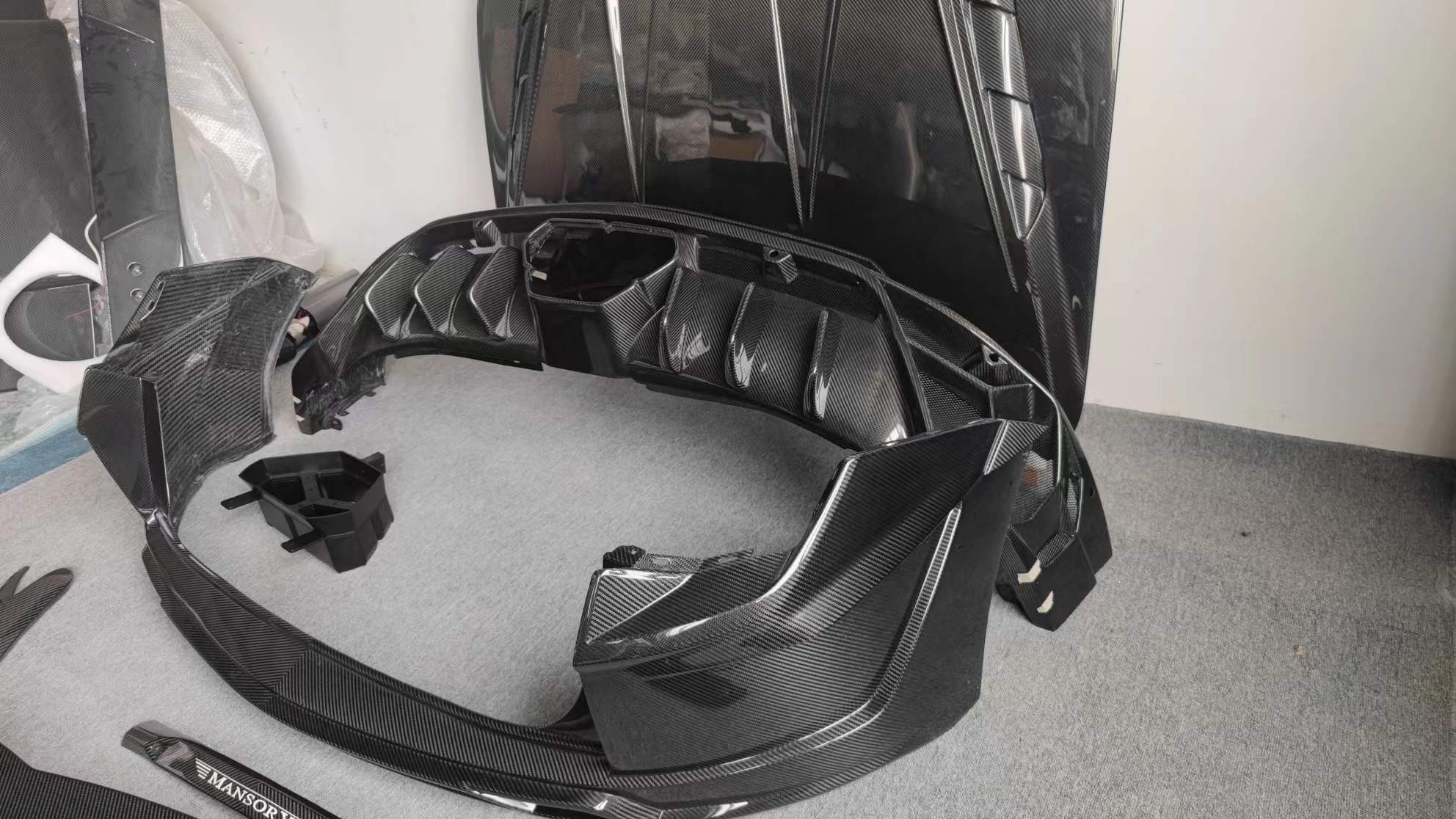 Forged Carbon Fiber Body Kit For Lamborghini Urus