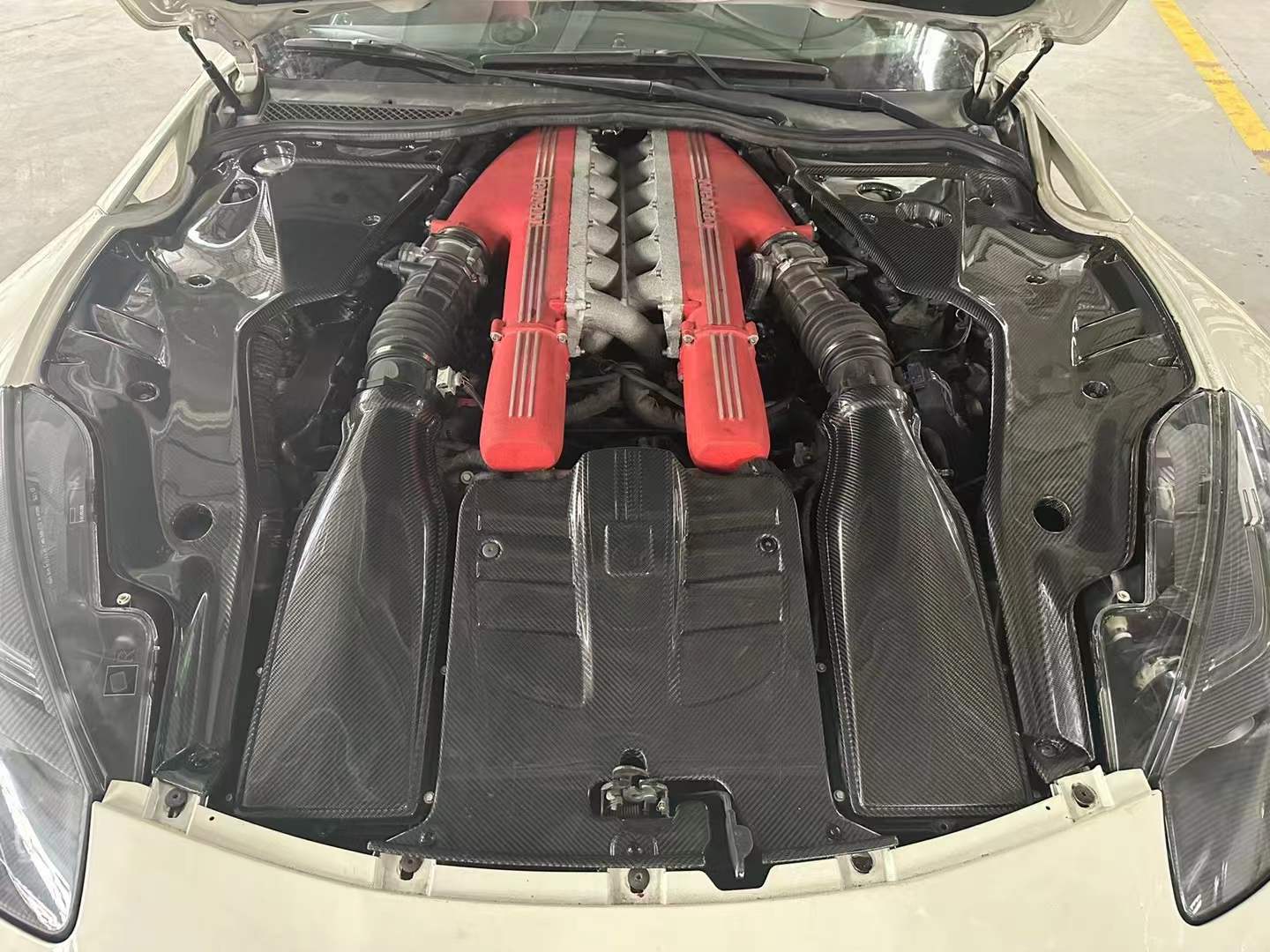 Ferrari F12 Berlinetta Dry Carbon Engine Bay Cover Kit – Full Set | Lightweight & Premium Finish
